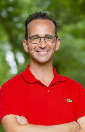 Dr. Florian Moschel